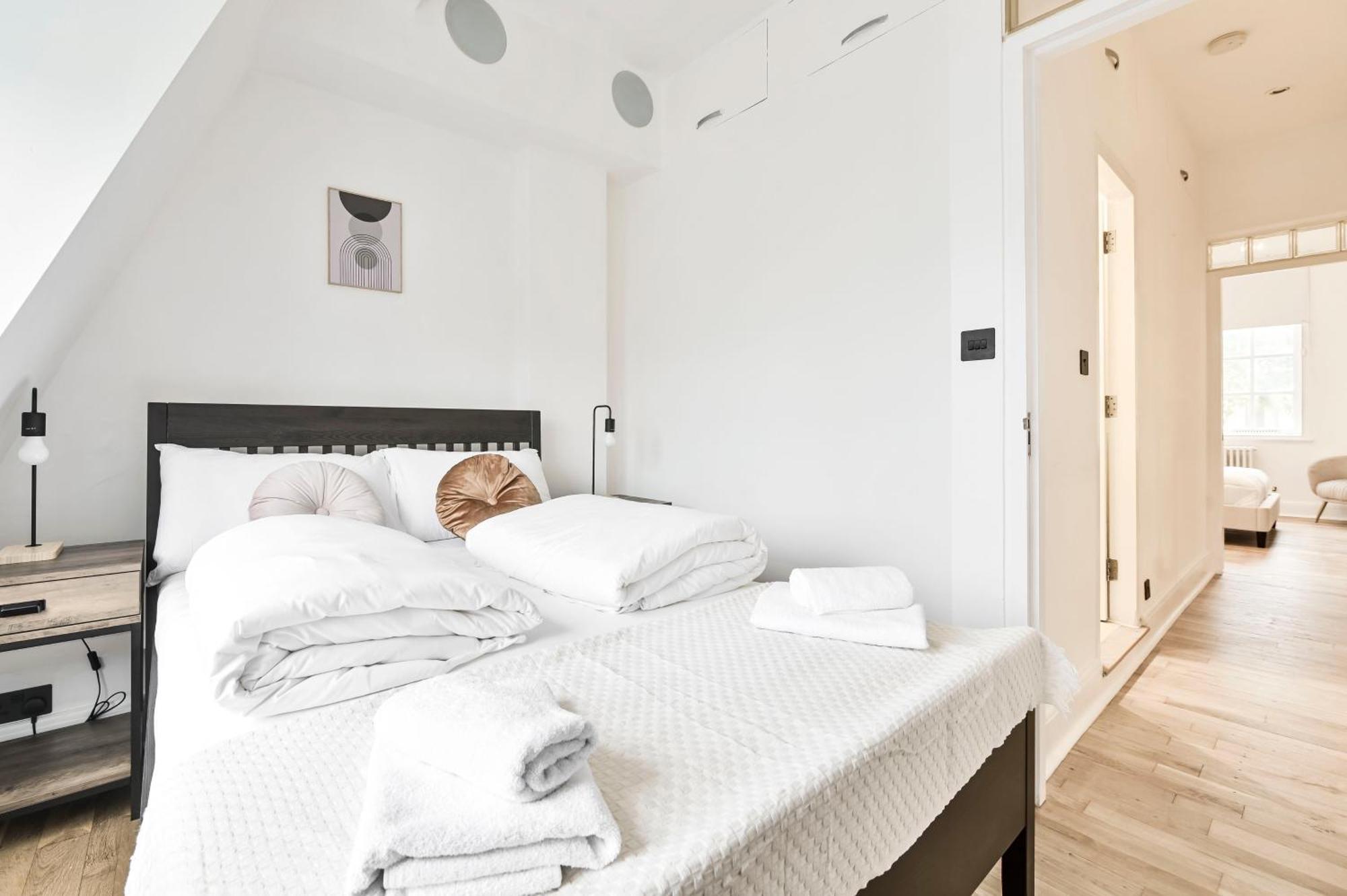 Wonderful Fitzrovia 3 Bed Apartment London Bagian luar foto