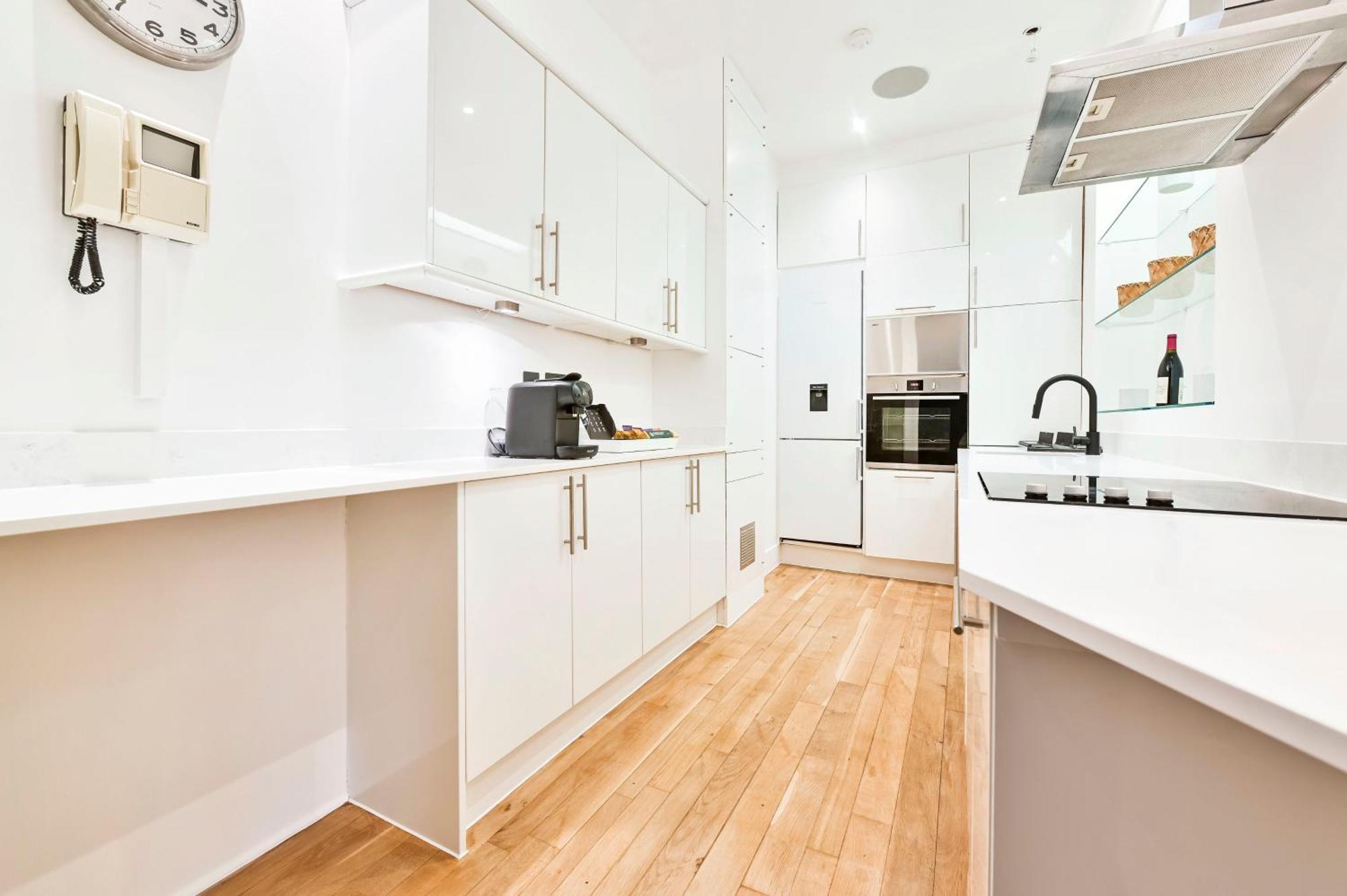 Wonderful Fitzrovia 3 Bed Apartment London Bagian luar foto